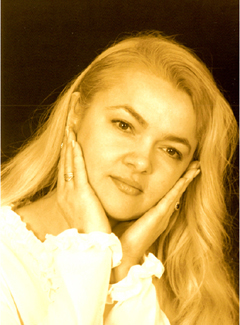 Model photo of Dorota Lopatynska-de-Slepowron by Phase 7 Model Agency in London