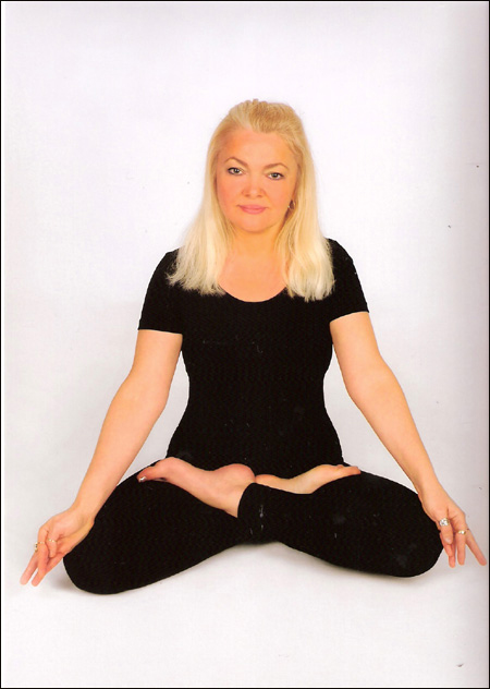 Model photo of Dorota Lopatynska-de-Slepowron in yoga in London
